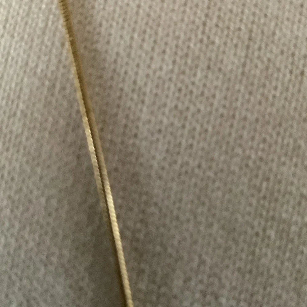 Jewelry - Picture 4 of 4